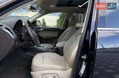 Внедорожник / Кроссовер Audi Q5 2016 в 
