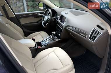 Внедорожник / Кроссовер Audi Q5 2016 в 
