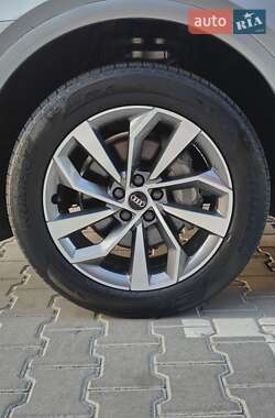 Внедорожник / Кроссовер Audi Q5 2023 в 