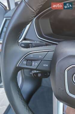 Внедорожник / Кроссовер Audi Q5 2023 в 