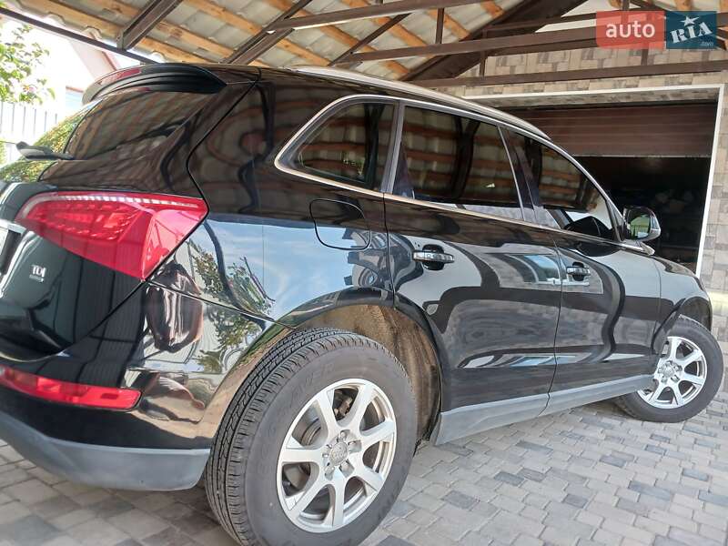 Внедорожник / Кроссовер Audi Q5 2009 в Хмельницком