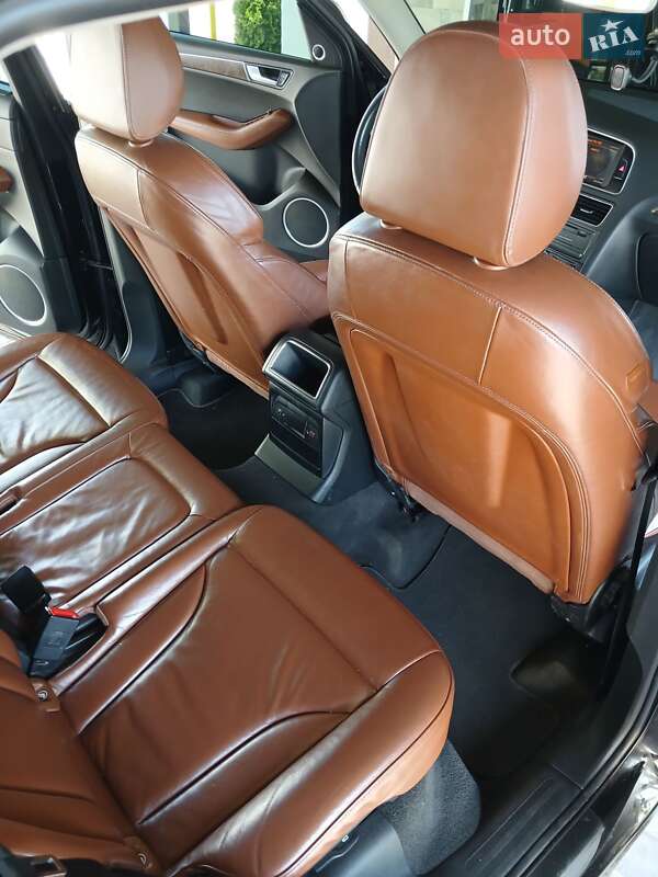 Внедорожник / Кроссовер Audi Q5 2009 в Хмельницком