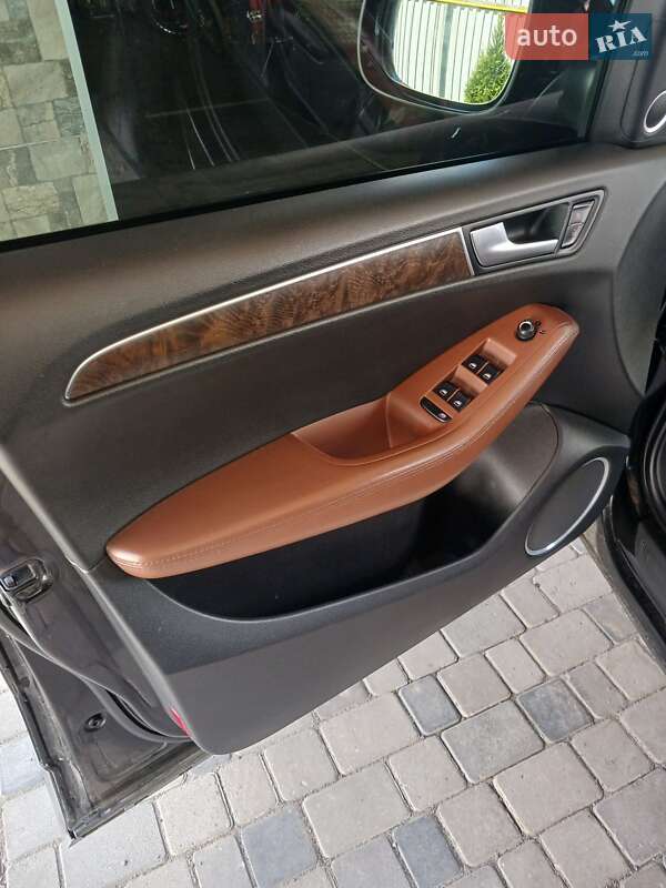 Внедорожник / Кроссовер Audi Q5 2009 в Хмельницком