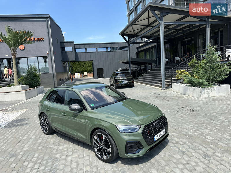 Внедорожник / Кроссовер Audi Q5 2021 в Черновцах