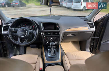 Внедорожник / Кроссовер Audi Q5 2012 в 