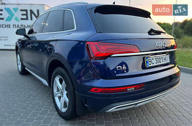 Внедорожник / Кроссовер Audi Q5 2021 в 