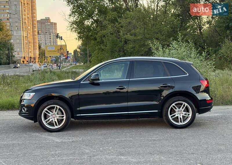 Внедорожник / Кроссовер Audi Q5 2014 в Киеве