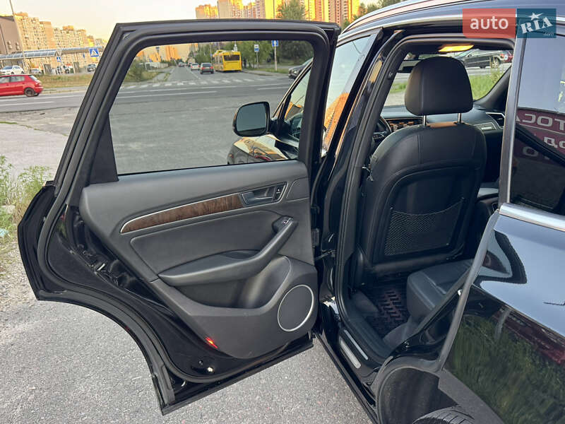 Внедорожник / Кроссовер Audi Q5 2014 в Киеве