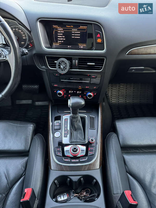Внедорожник / Кроссовер Audi Q5 2014 в Киеве