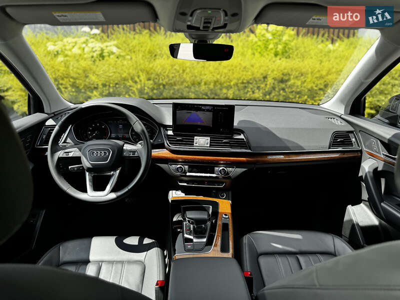 Внедорожник / Кроссовер Audi Q5 2023 в Киеве