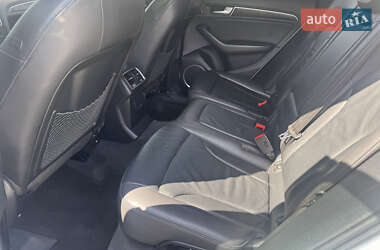 Внедорожник / Кроссовер Audi Q5 2015 в 