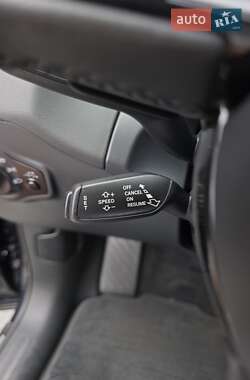 Внедорожник / Кроссовер Audi Q5 2014 в 