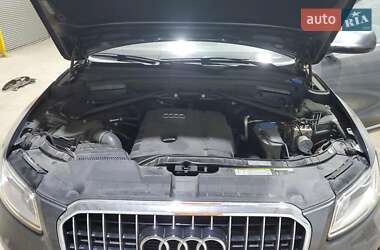 Внедорожник / Кроссовер Audi Q5 2016 в 