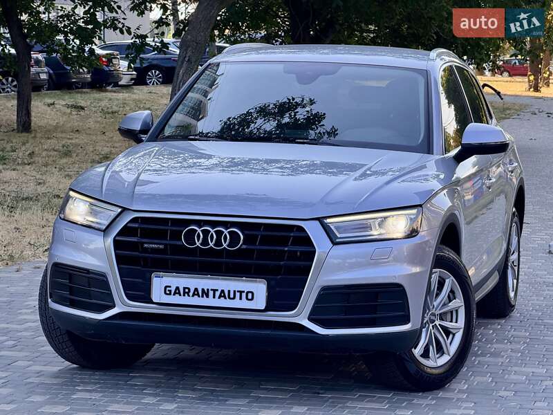 Позашляховик / Кросовер Audi Q5 2017 в Одесі