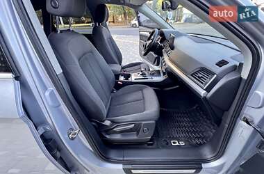 Внедорожник / Кроссовер Audi Q5 2018 в 