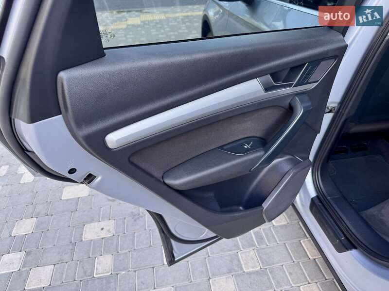 Позашляховик / Кросовер Audi Q5 2017 в Одесі