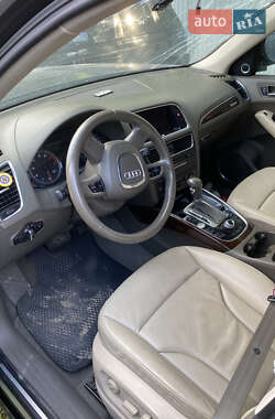 Внедорожник / Кроссовер Audi Q5 2012 в 