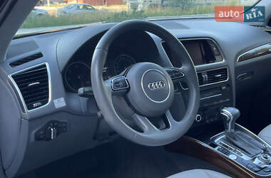 Внедорожник / Кроссовер Audi Q5 2015 в 
