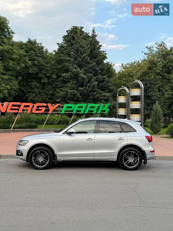 Внедорожник / Кроссовер Audi Q5 2013 в Кременчуге