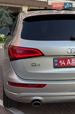 Внедорожник / Кроссовер Audi Q5 2013 в 