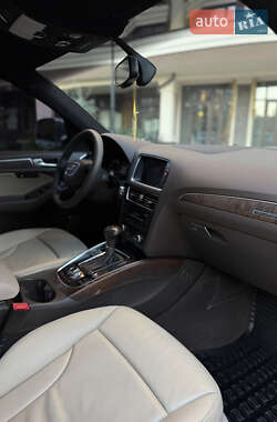 Внедорожник / Кроссовер Audi Q5 2013 в 