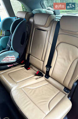 Внедорожник / Кроссовер Audi Q5 2012 в 