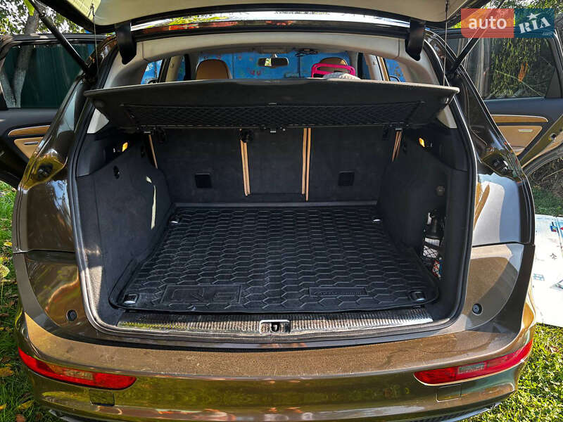 Внедорожник / Кроссовер Audi Q5 2012 в Киеве
