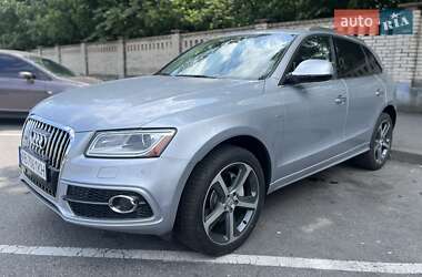 Внедорожник / Кроссовер Audi Q5 2015 в 