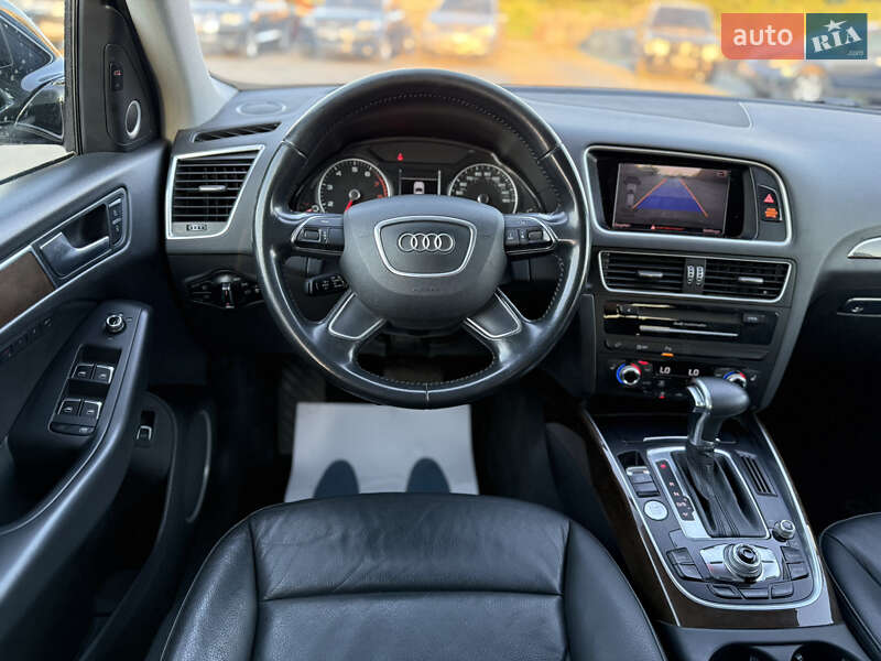 Внедорожник / Кроссовер Audi Q5 2015 в Ровно