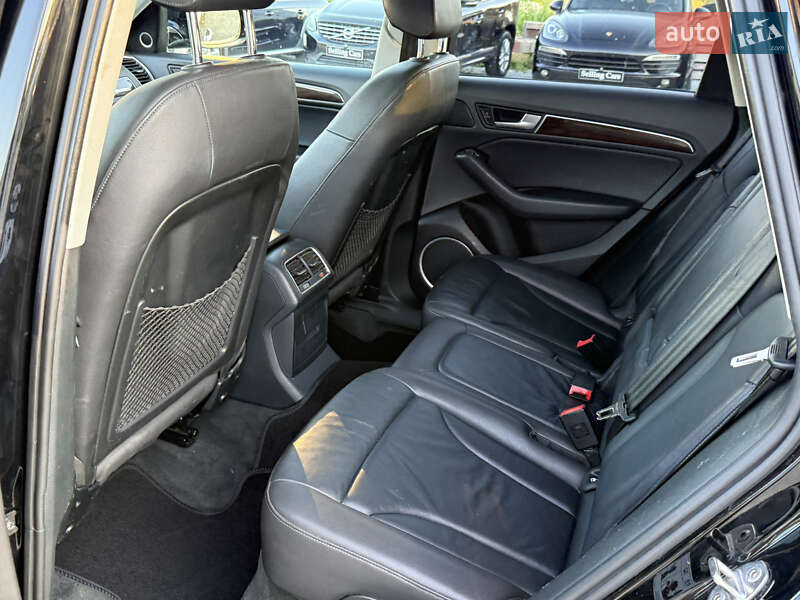 Внедорожник / Кроссовер Audi Q5 2015 в Ровно