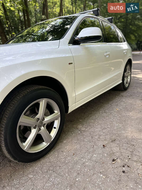 Внедорожник / Кроссовер Audi Q5 2016 в Львове
