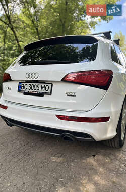 Позашляховик / Кросовер Audi Q5 2016 в 