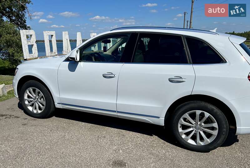 Внедорожник / Кроссовер Audi Q5 2014 в Чугуеве