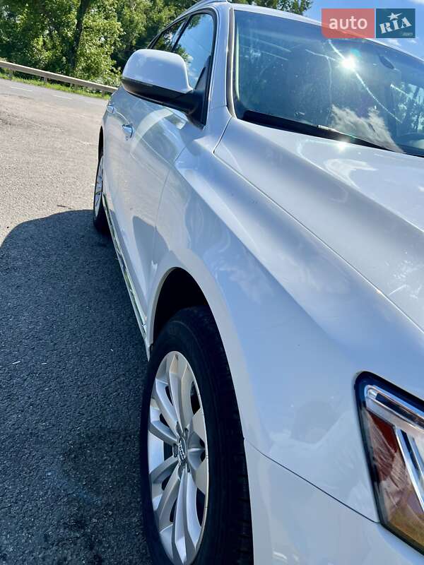Внедорожник / Кроссовер Audi Q5 2014 в Чугуеве