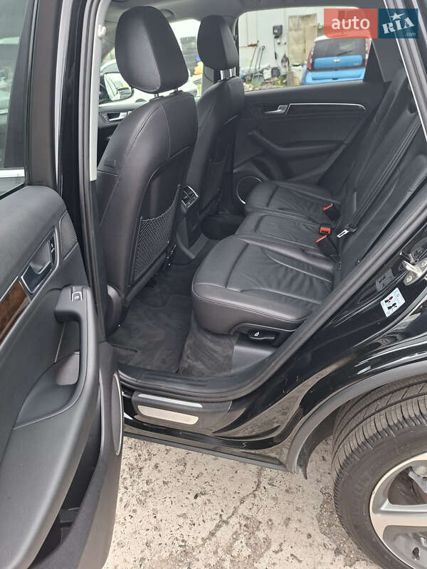 Внедорожник / Кроссовер Audi Q5 2016 в Шептицькому