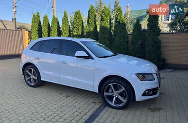 Внедорожник / Кроссовер Audi Q5 2016 в 