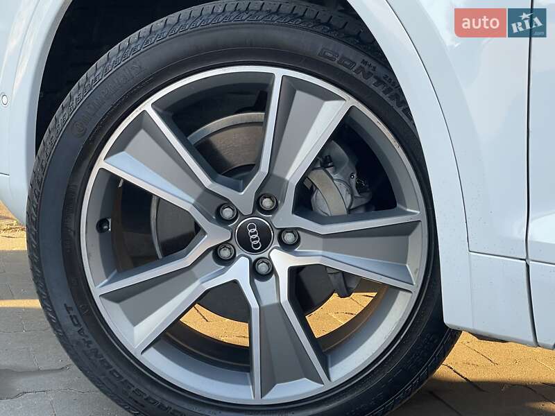 Внедорожник / Кроссовер Audi Q5 2019 в Белой Церкви