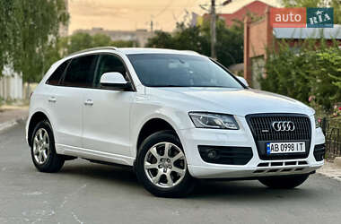 Внедорожник / Кроссовер Audi Q5 2011 в 