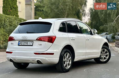 Внедорожник / Кроссовер Audi Q5 2011 в 