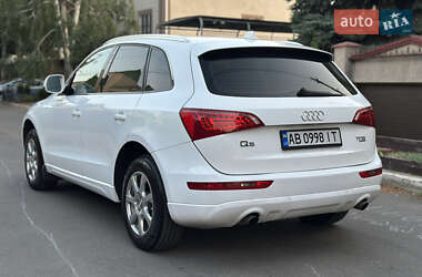 Внедорожник / Кроссовер Audi Q5 2011 в 