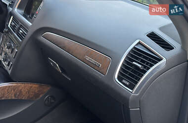 Внедорожник / Кроссовер Audi Q5 2011 в 