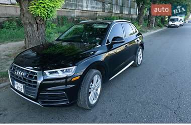 Внедорожник / Кроссовер Audi Q5 2017 в Днепре