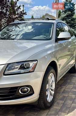 Внедорожник / Кроссовер Audi Q5 2015 в 