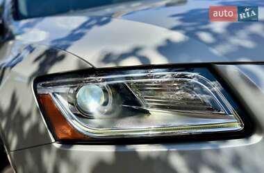Внедорожник / Кроссовер Audi Q5 2015 в 