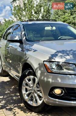 Внедорожник / Кроссовер Audi Q5 2015 в 