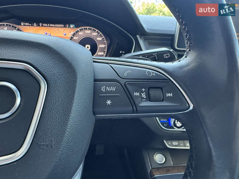 Внедорожник / Кроссовер Audi Q5 2017 в Киеве