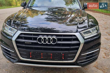 Внедорожник / Кроссовер Audi Q5 2018 в 