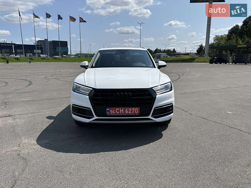 Внедорожник / Кроссовер Audi Q5 2017 в Львове