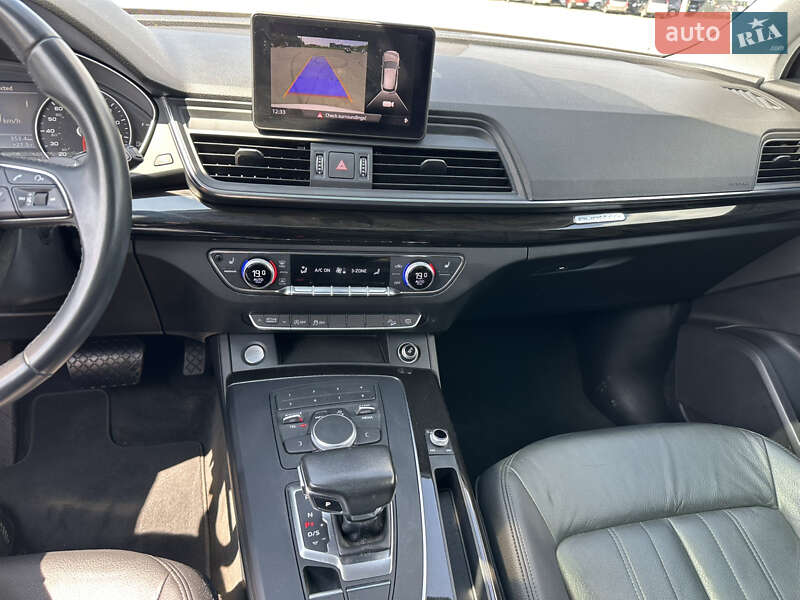 Внедорожник / Кроссовер Audi Q5 2017 в Львове