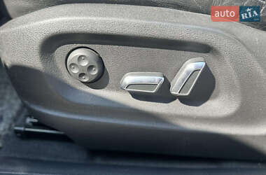 Внедорожник / Кроссовер Audi Q5 2012 в 
